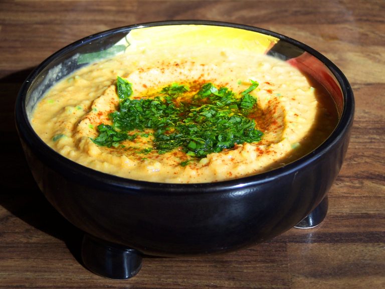 Homemade Hummus Recipe